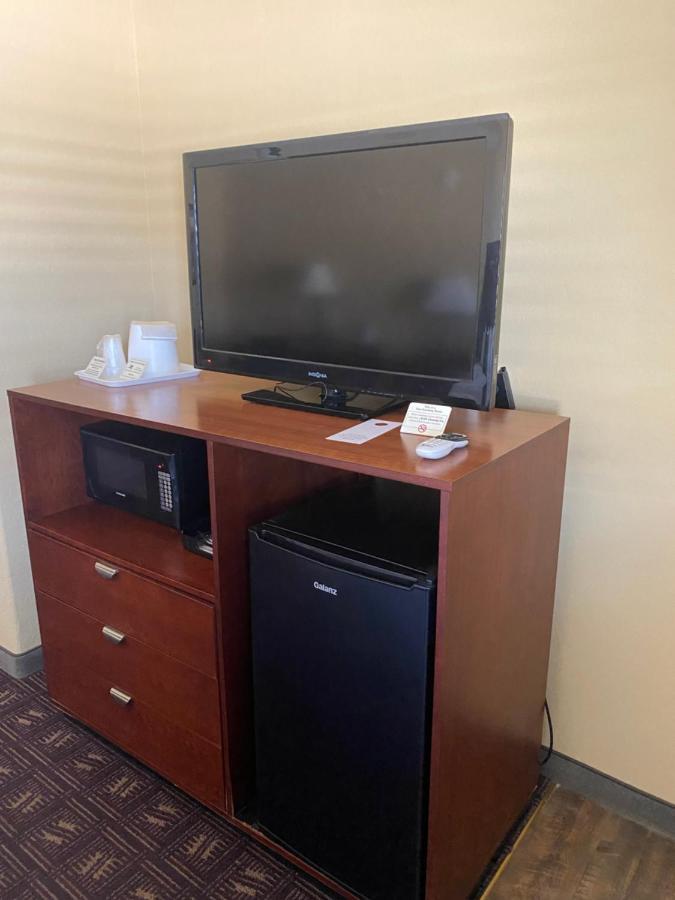 Southern Inns And Suites Now Offering Rv Spaces For Rent Yorktown Exterior photo